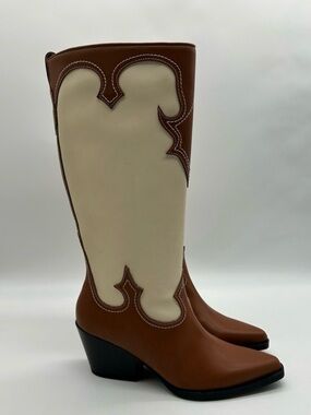 Two-Tone Brown and Cream Women's Western Boots Size 5.5 Women